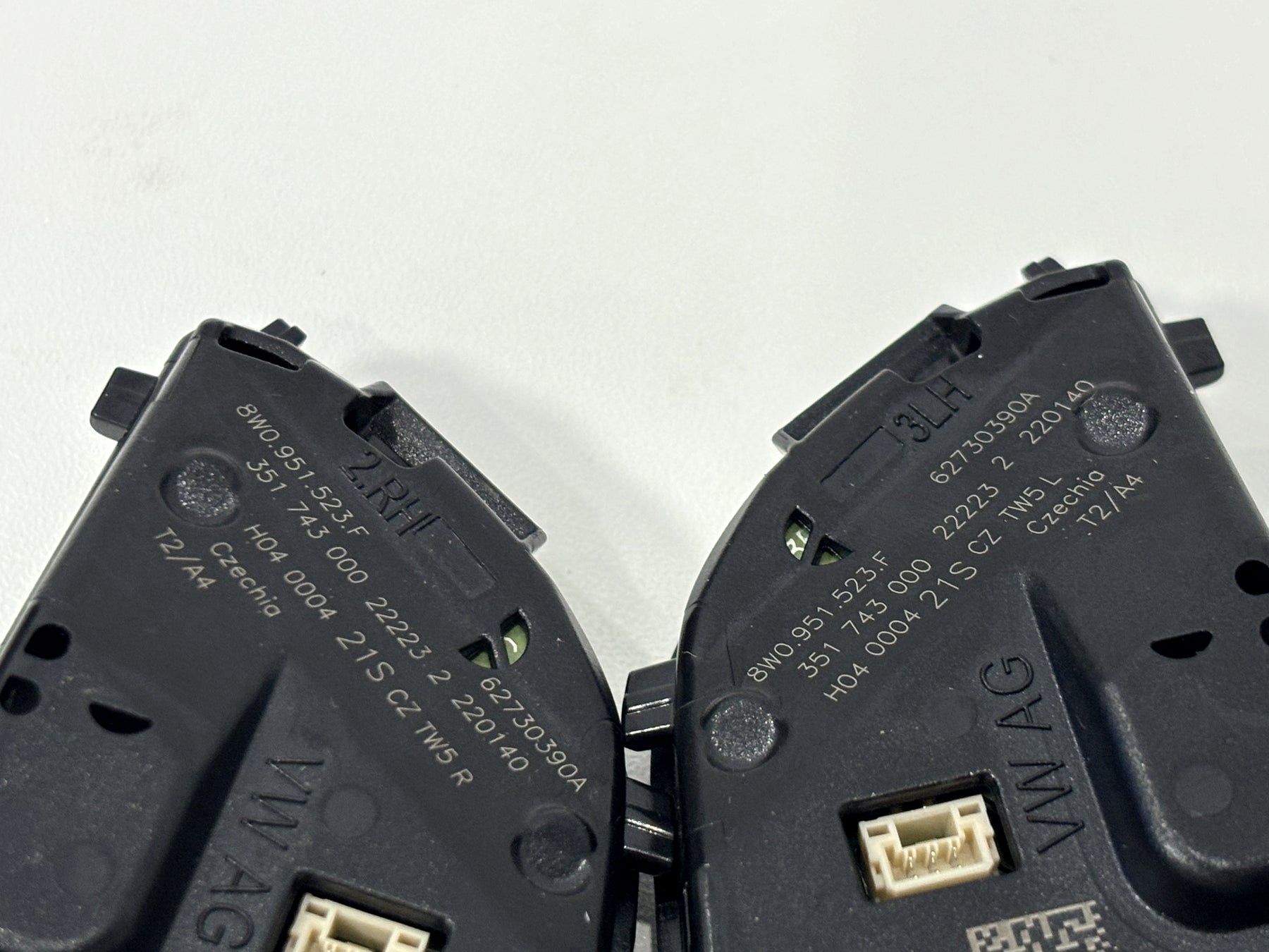 AUDI A1 A3 A4 A5 Q2 Buttons 8W0951523F