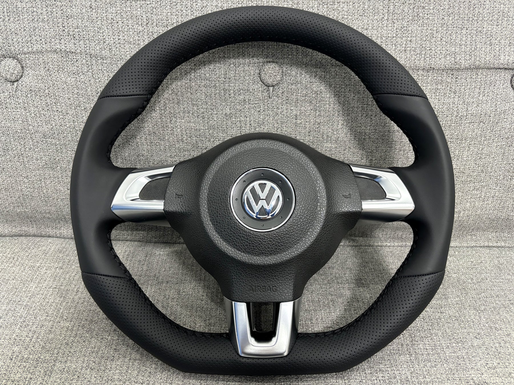 VW GOLF MK5 MK6 JETTA SCIROCCO MK3 T5.1 T6 Flat Bottom Steering Wheel Manual