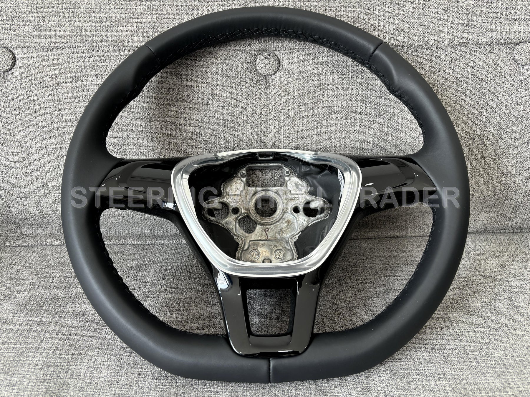 VW AMAROK TRANSPORTER T6 MULTIVAN PASSAT POLO GOLF Leather Steering Wheel Manual