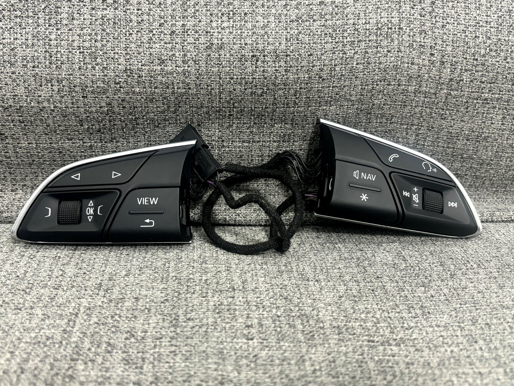 AUDI Q3 Q5 Q7 Q8 A4 AVANT Buttons 4M0951523