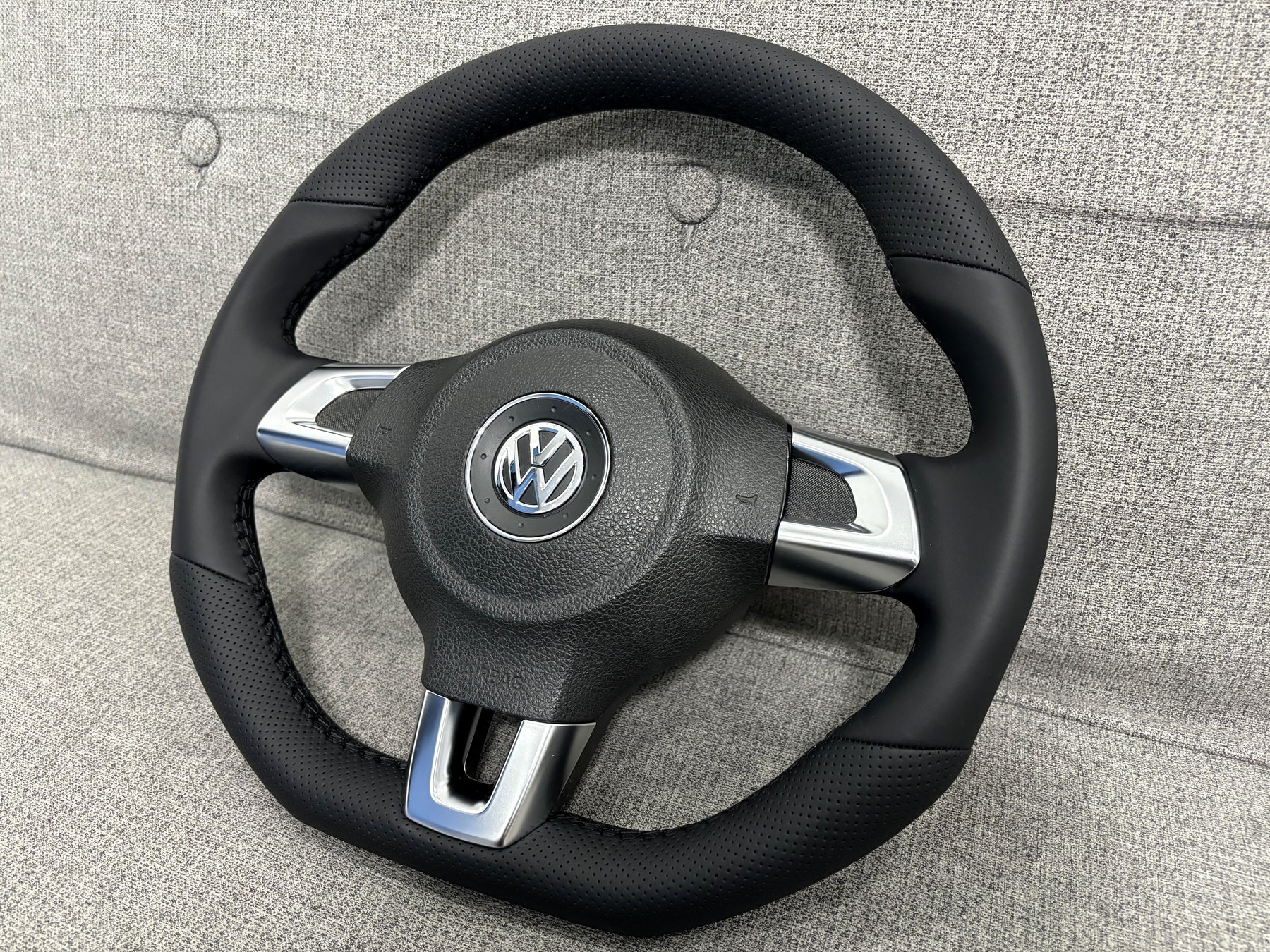 VW GOLF MK5 MK6 JETTA SCIROCCO MK3 T5.1 T6 Flat Bottom Steering Wheel Manual