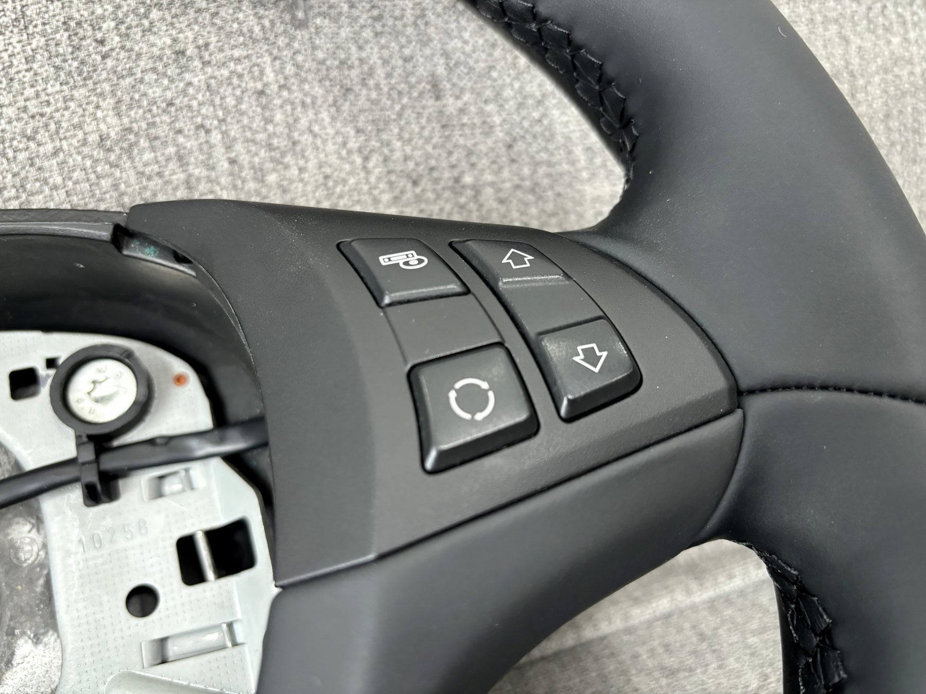 BMW E70 X5 X5M E71 X6 X6M Black Leather M-Sport Steering Wheel Manual