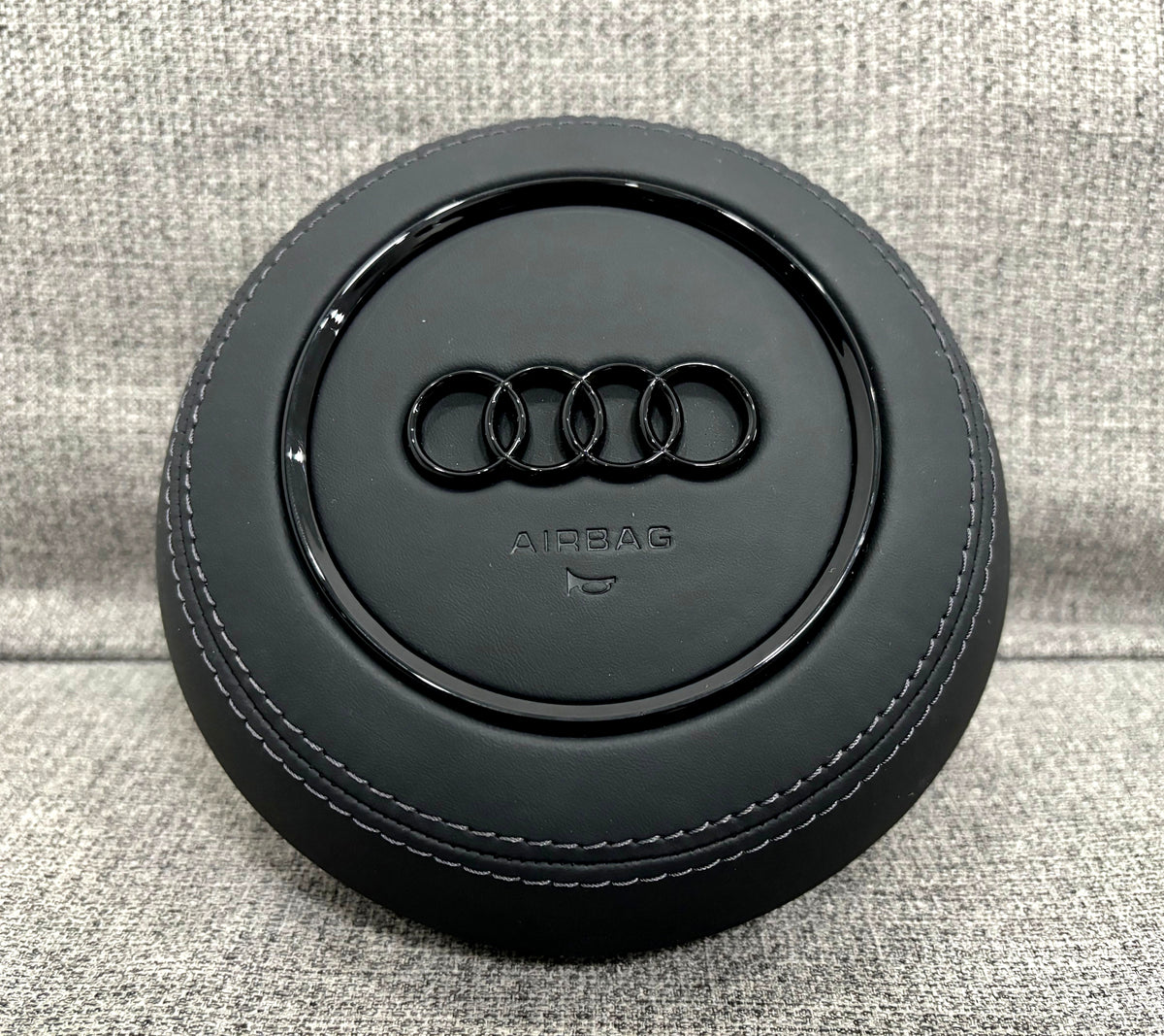 Audi A3 S3 RS3 8V A1 8X Q3 RSQ3 8U Steering Wheel SRS Bag Leather 8V0880201