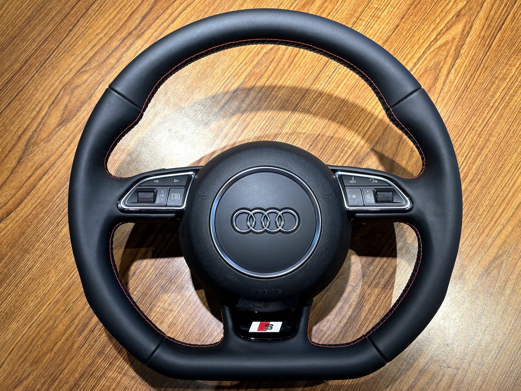 Audi A6 C7 A7 A8 S6 S7 S8 RS6 A4 A5 Q5 Leather Flat Bottom S Line Steering Wheel