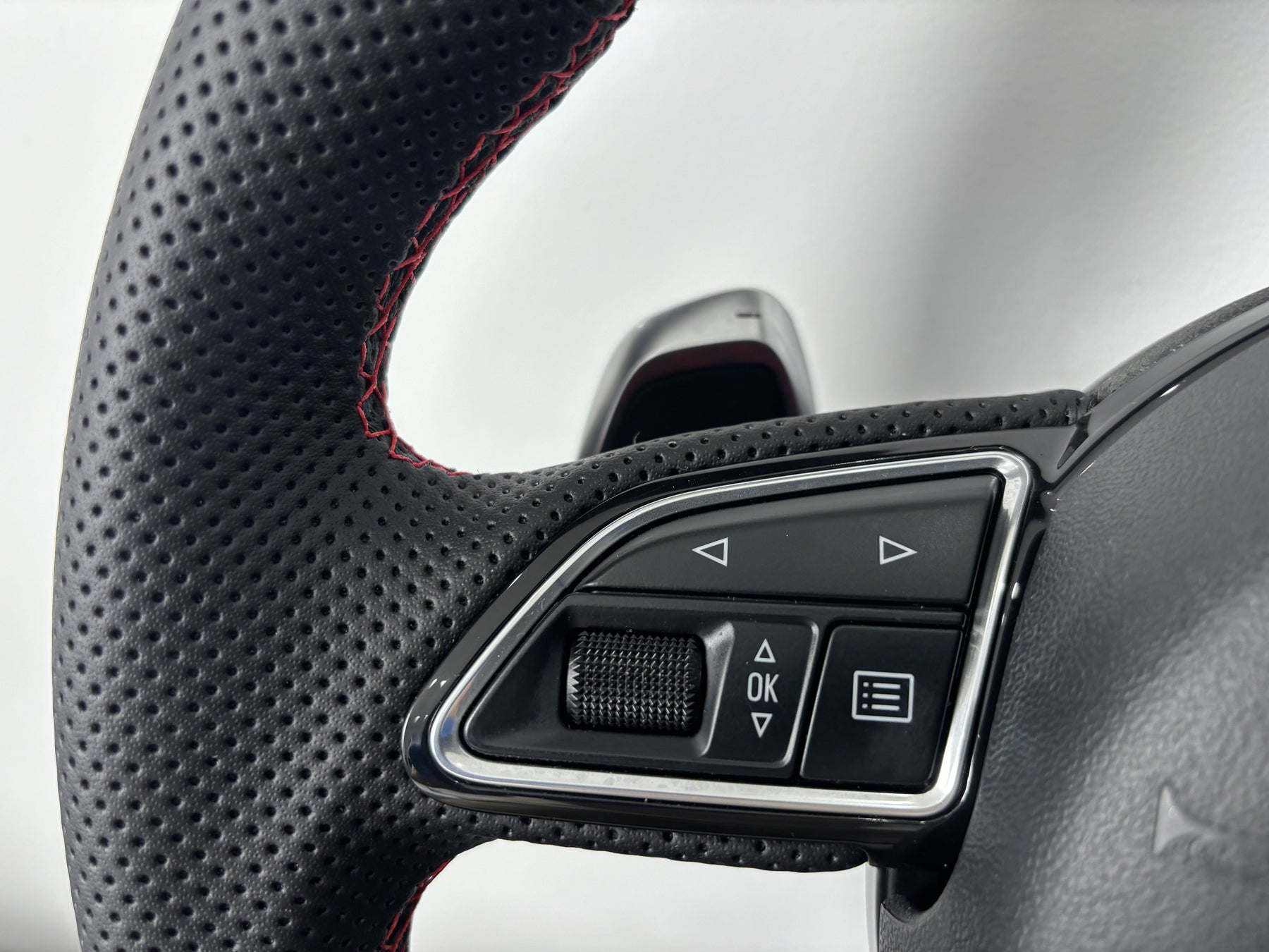 Audi RS6 RS7 C7 4G Flat Bottom Perforated Steering Wheel Leather With DSG Paddle