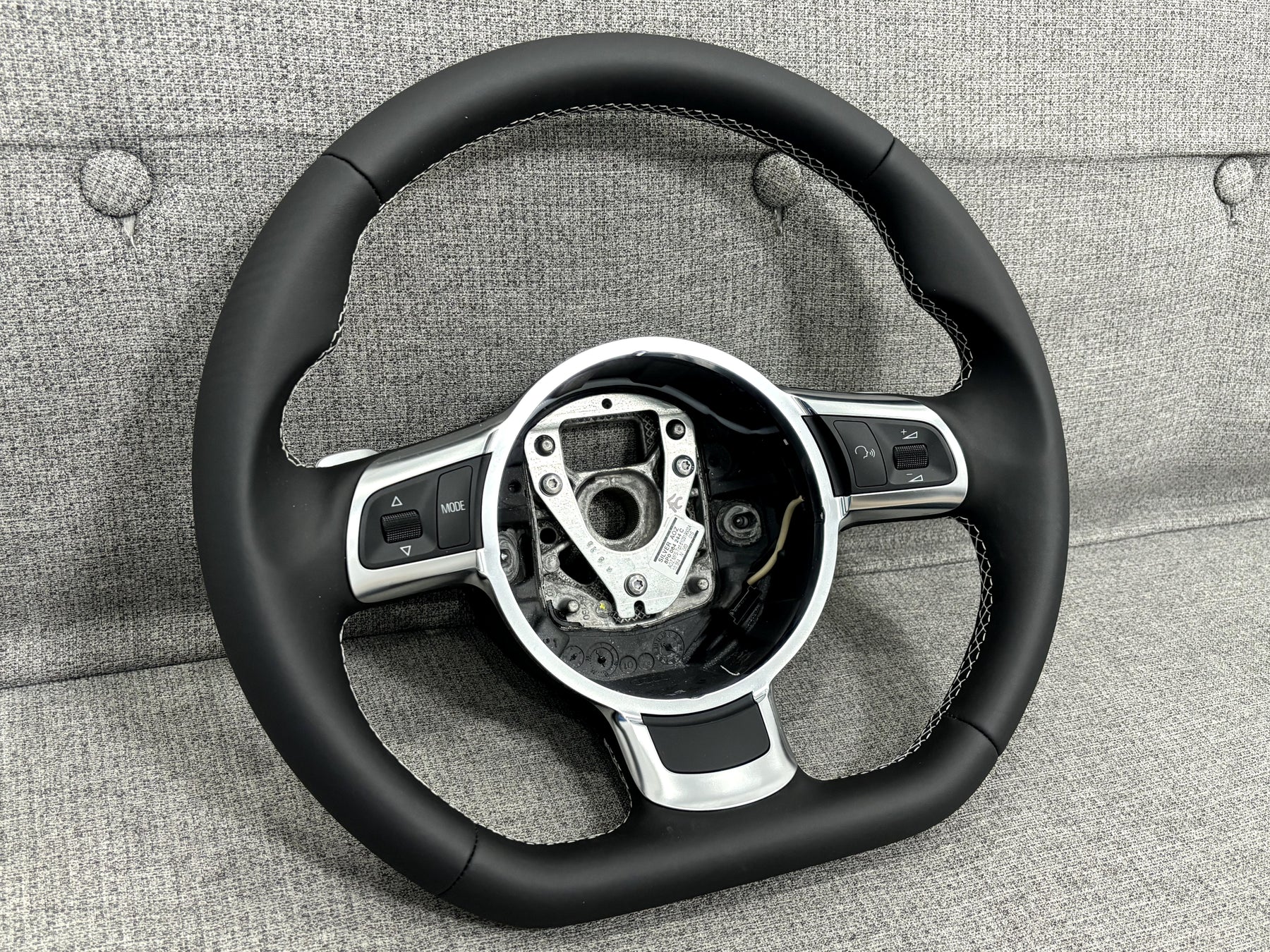 Audi TT TTS A3 S3 RS3 A6 S6 RS6 S4 S5 R8 Flat Bottom Steering Wheel *Genuine New