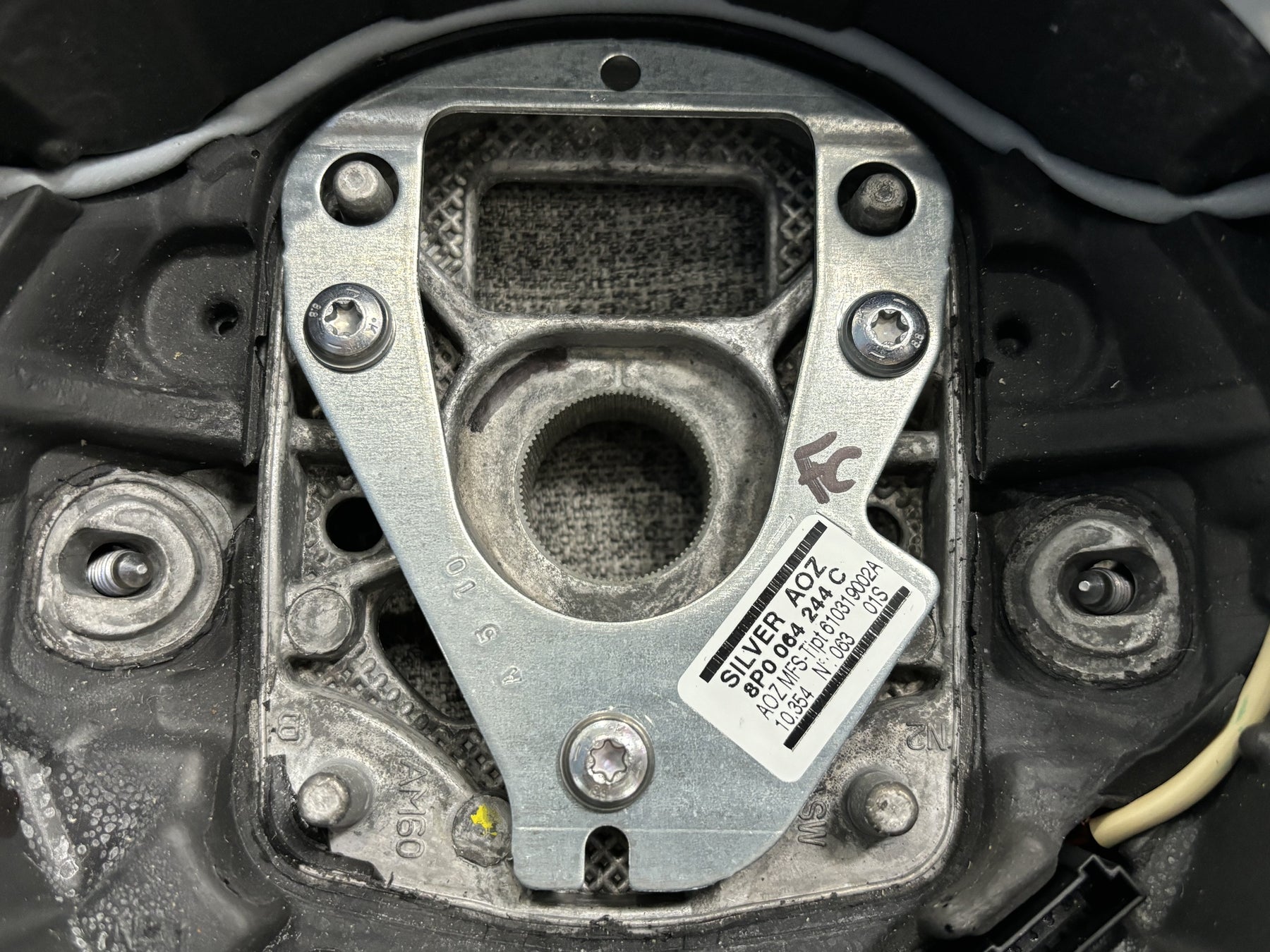 Audi TT TTS A3 S3 RS3 A6 S6 RS6 S4 S5 R8 Flat Bottom Steering Wheel *Genuine New