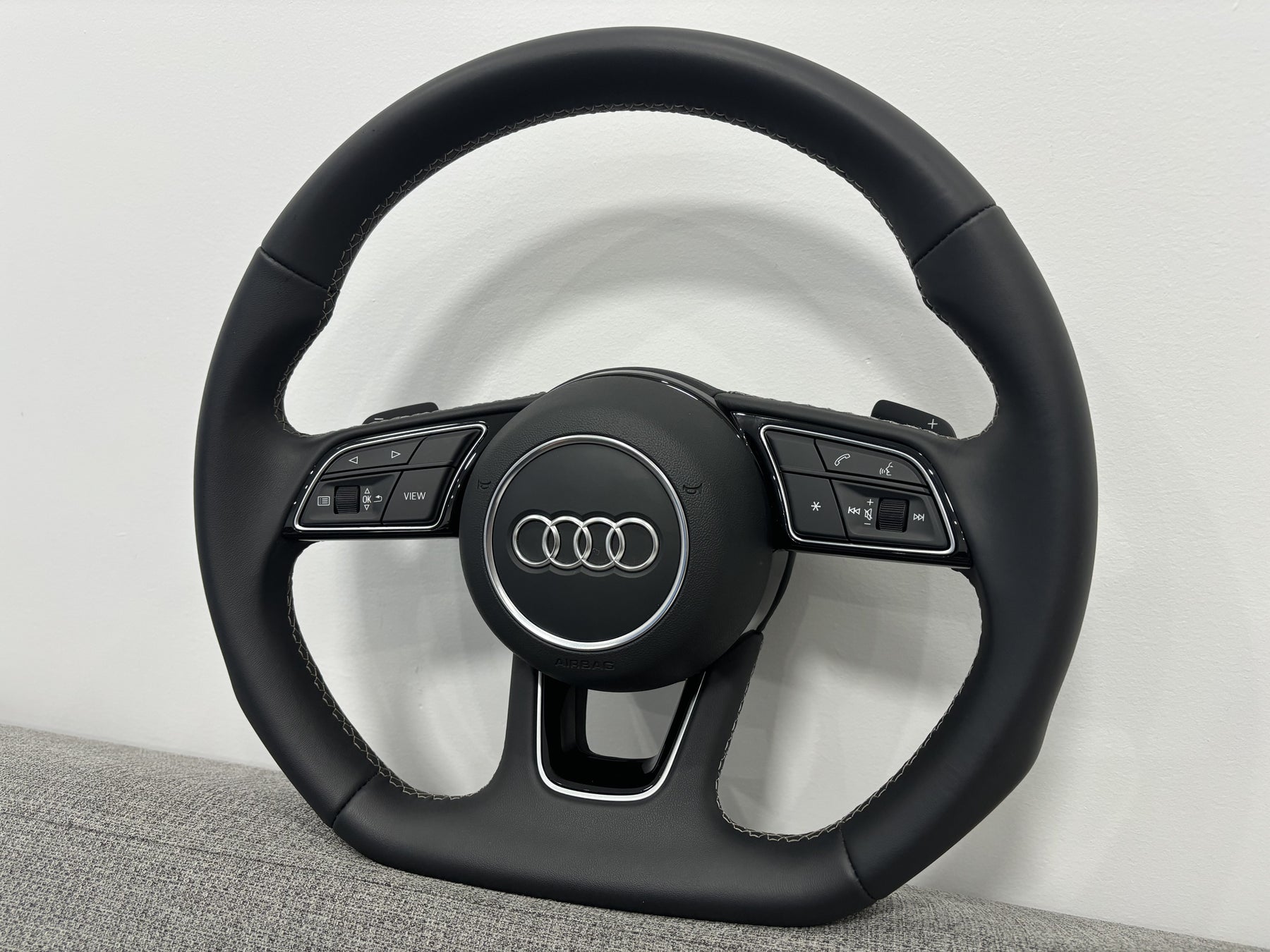 Audi S4 A4 B9 A5 S5 F5 Q5 SQ5 Leather Flat Bottom S Line Steering Wheel Genuine