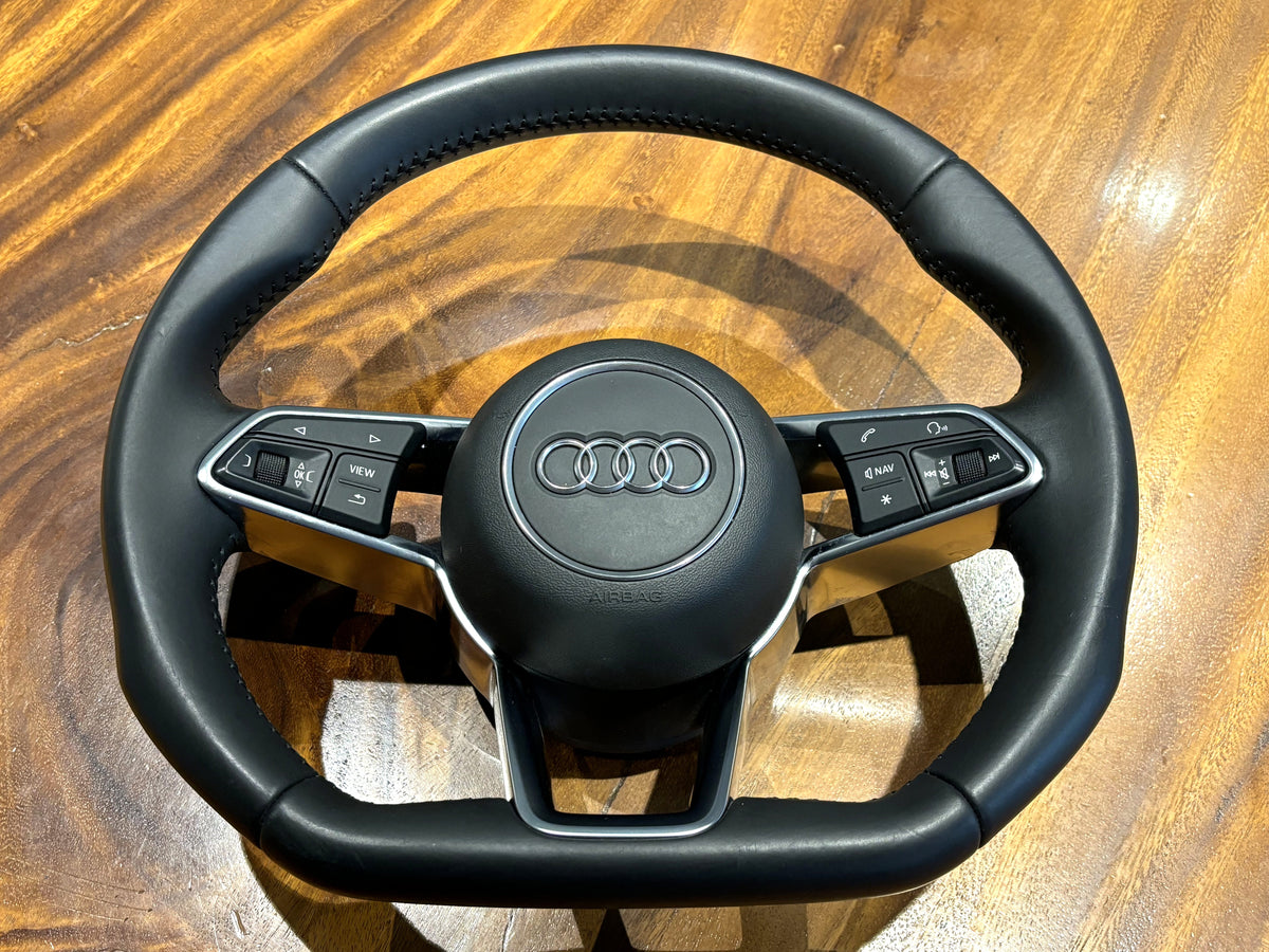 Audi TT TTS RS Mk3 Flat bottom D Type Sport Steering wheel 8S0419091E Original