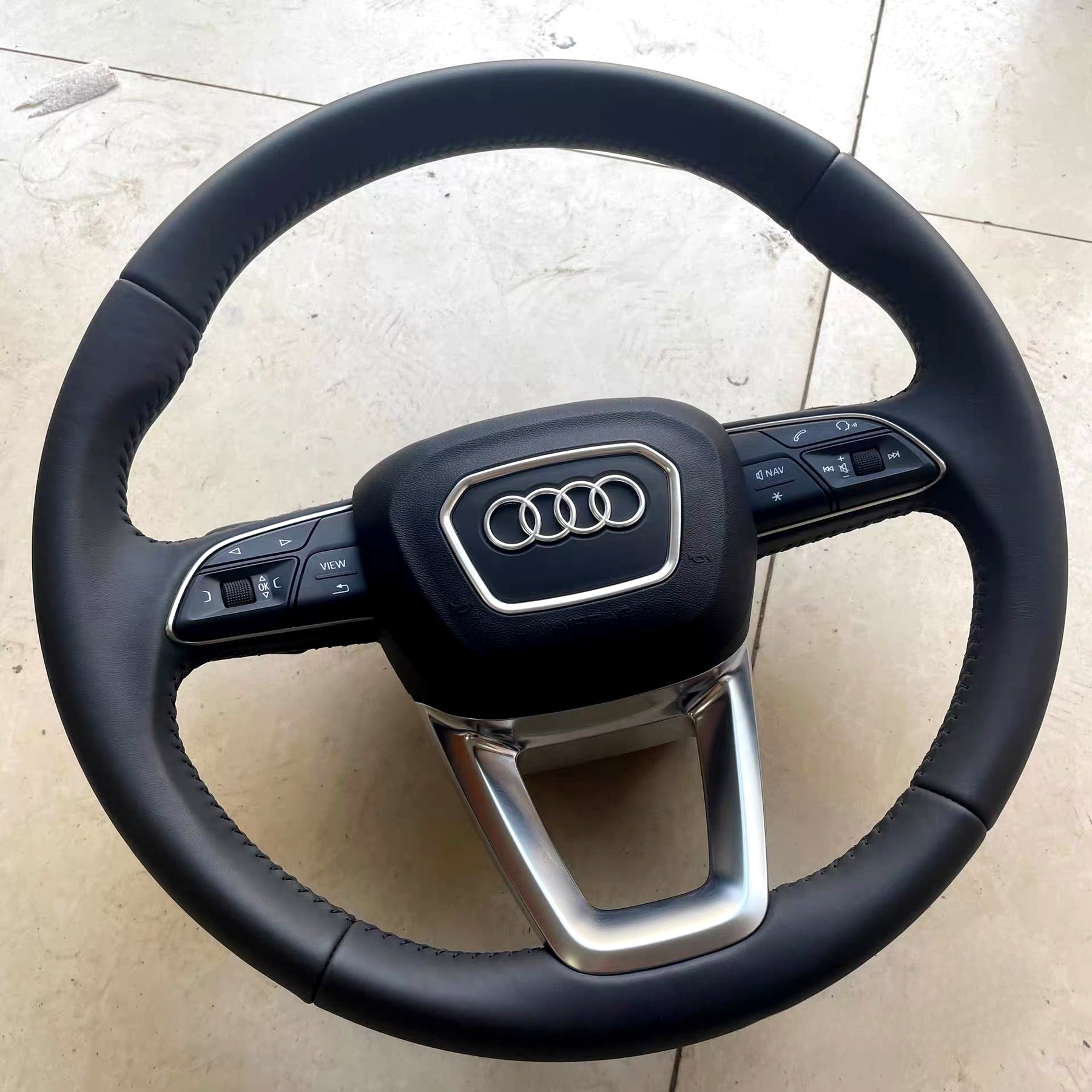 AUDI A4 B9 Allroad A5 F5 Q5 FY Q7 4M Q8 Round Leather Steering Wheel With Paddle