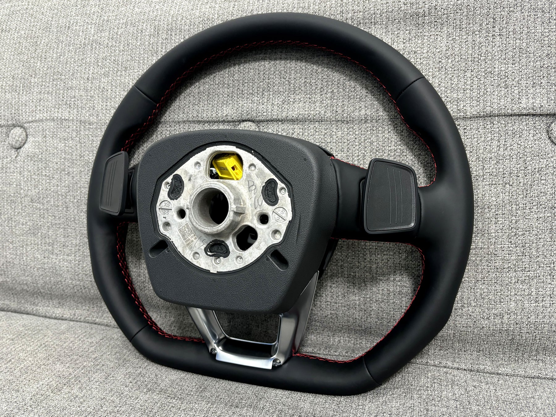 Audi Q5 SQ5 SQ7 Q8 S5 S4 B9 Flat Bottom Steering Wheel Red Stitch S-Line Paddles