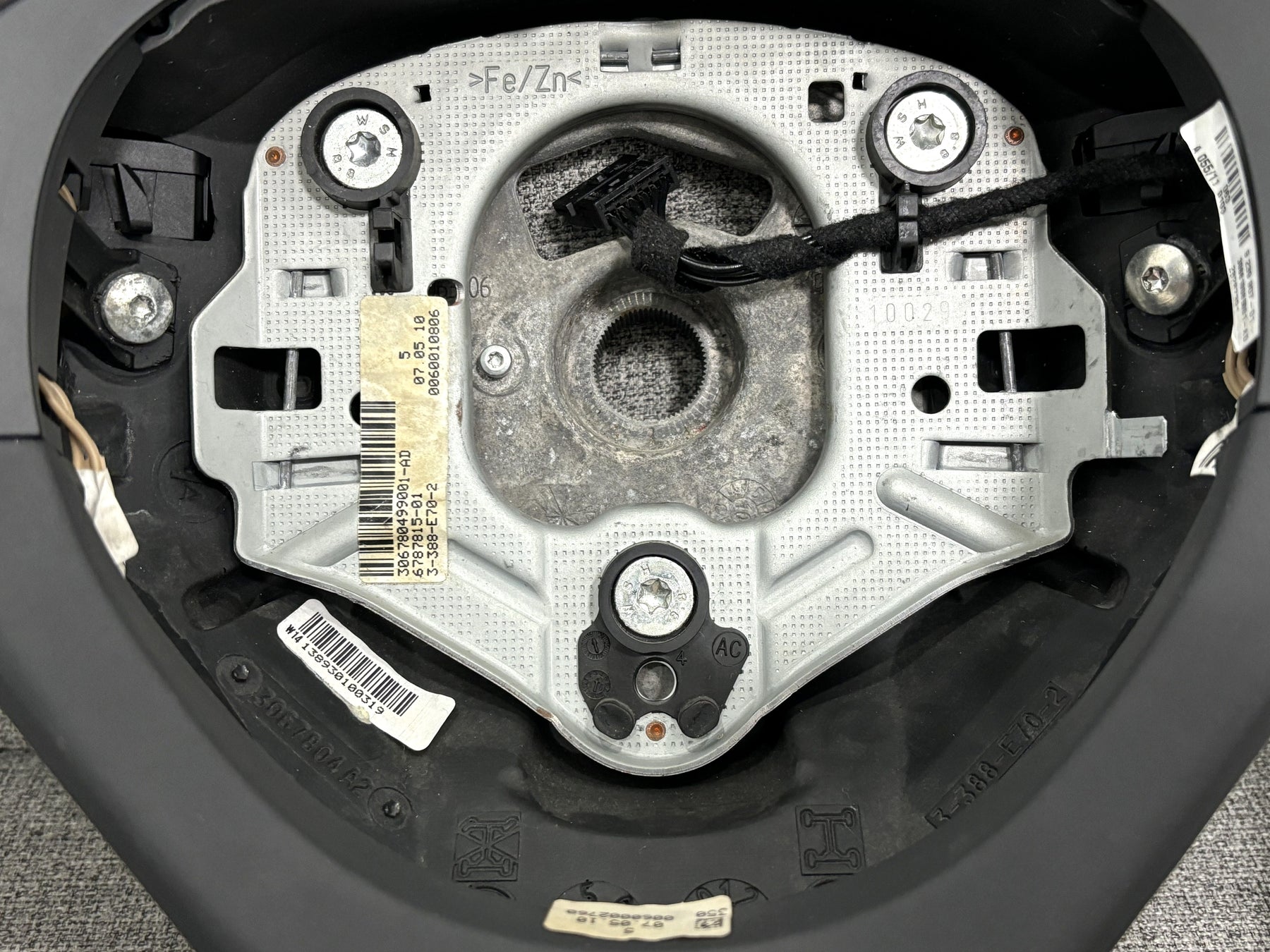 Genuine BMW E70 X5M E71 X6M M Steering Wheel With Paddels NEW Leather Retrimed