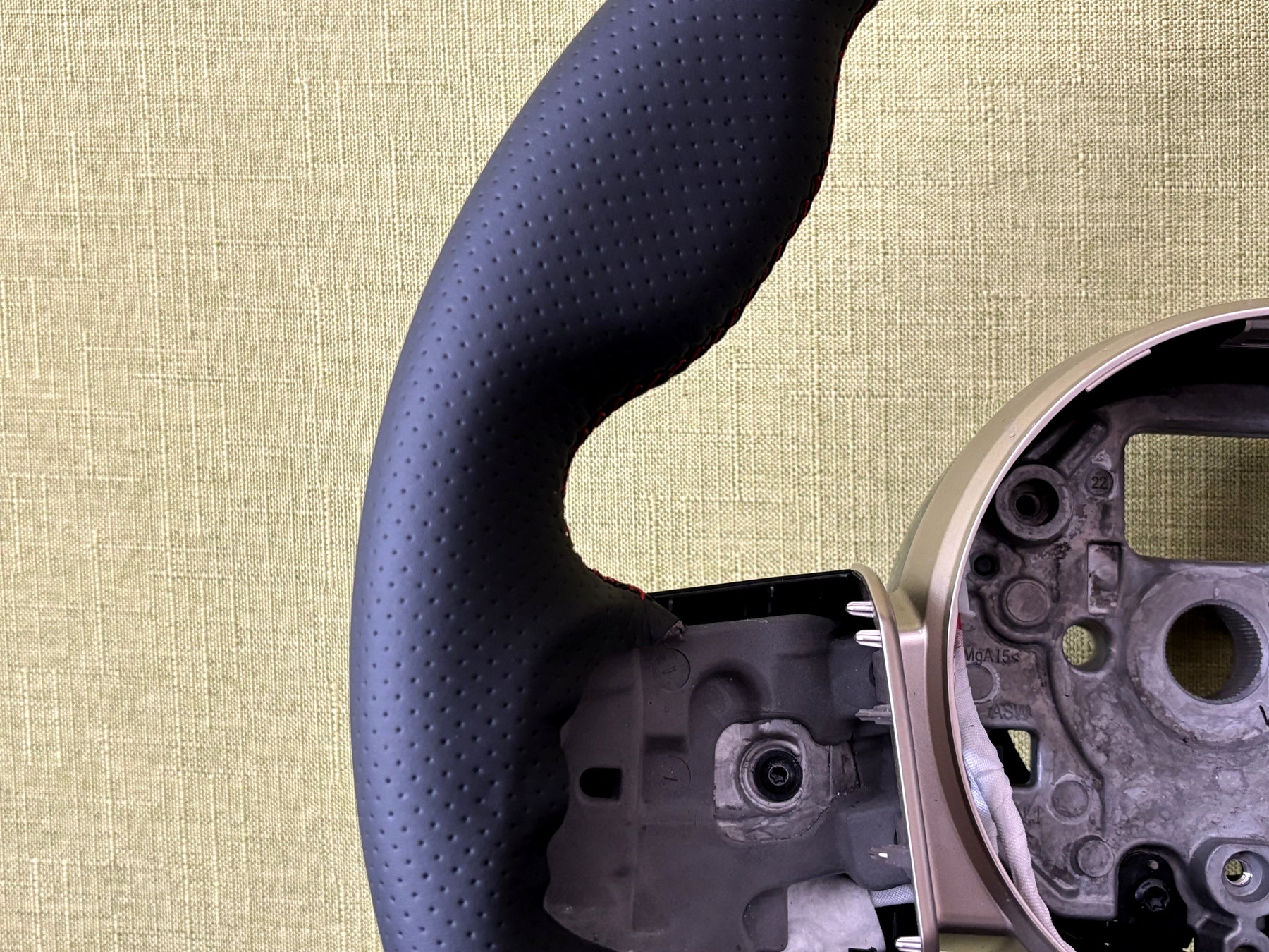 MINI JCW SPORT HEATED STEERING WHEEL Leather F65 F66 F67 J01 U25