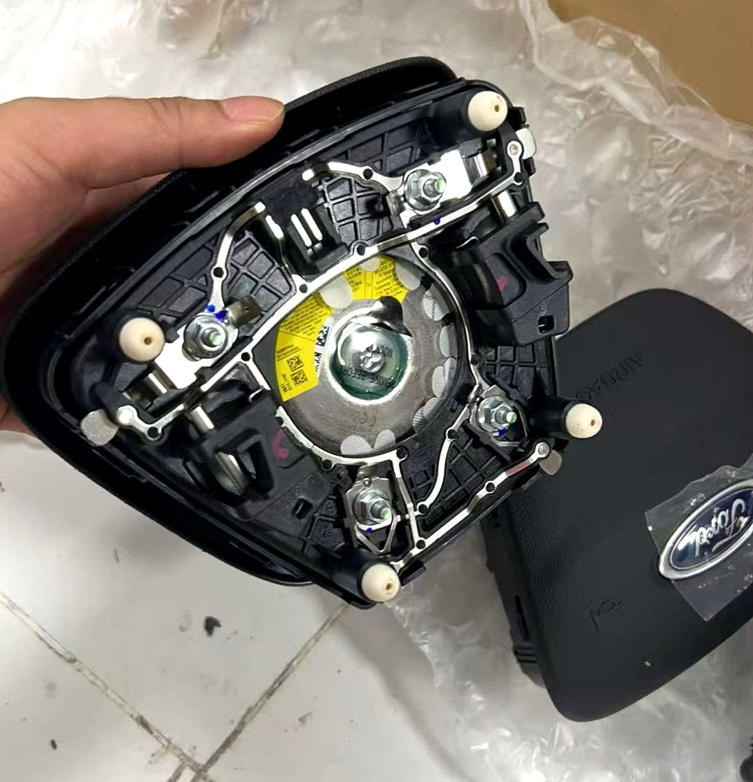 Ford Fiesta MK8 Genuine Steering Wheel Leather Airbag Safety