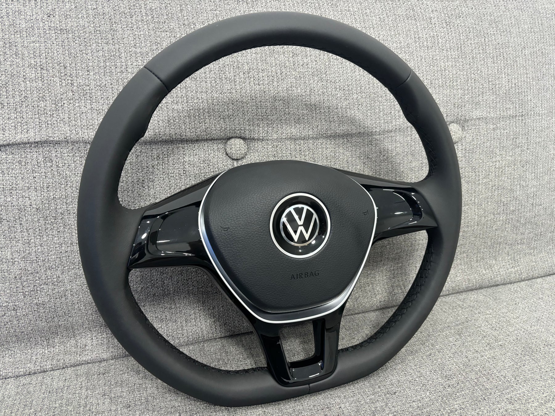 VW Transporter T5 Multivan Polo MK4 Leather Flat Bottom Steering Wheel Manual