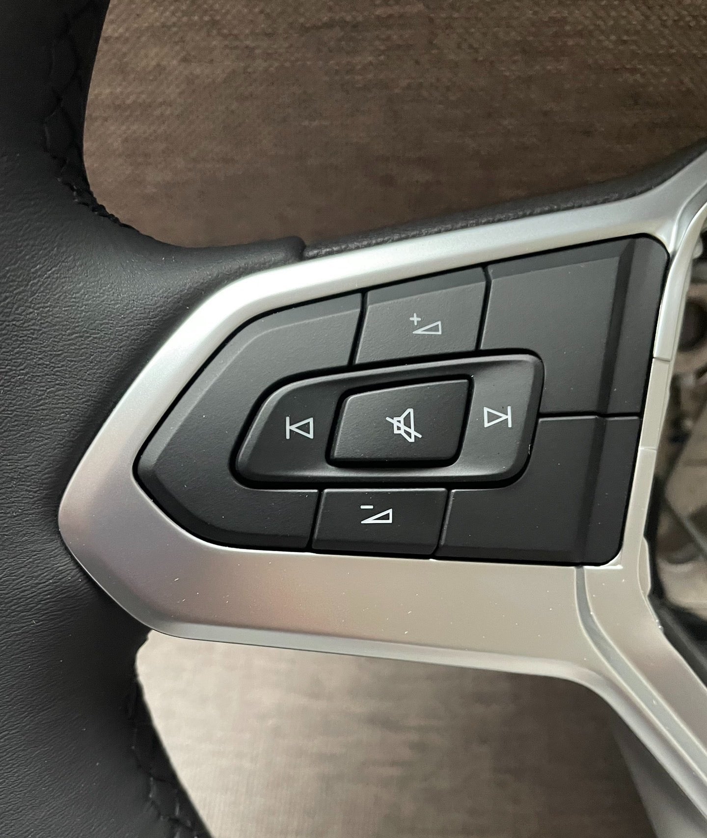 VW POLO CADDY TIGUAN T-ROC T7 GOLF TOURAN JETTA Leather Steering Wheel Manual