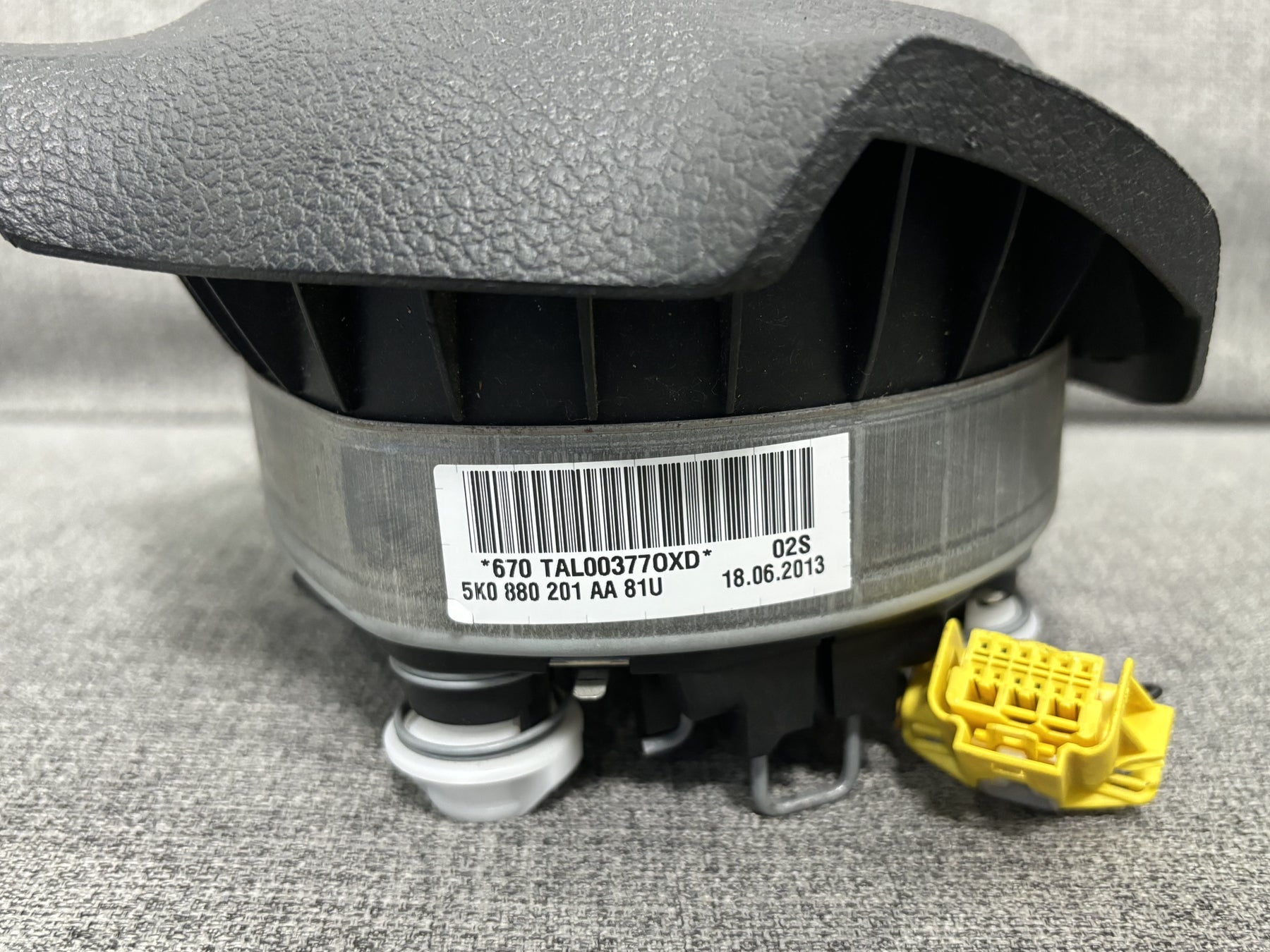 VW Polo Golf 6 Passat CC B7 Tiguan Touran Scirocco Steering Wheel Airbag