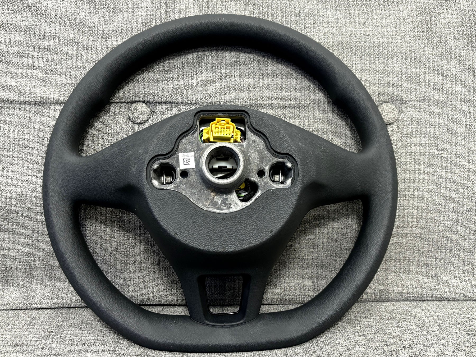 VW Golf7 Polo T-roc Passat B8 Tiguan T5.1 T6 Jetta Touran Rubber Steering Wheel