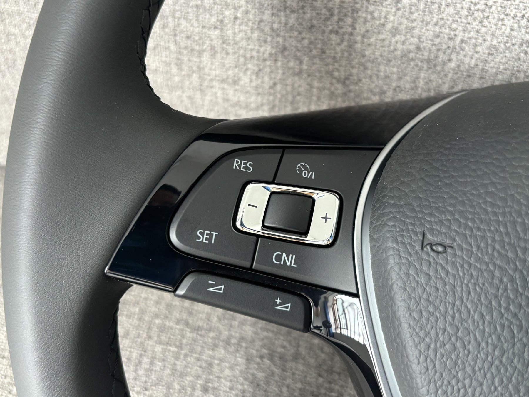 VW MK7 Golf Polo T-roc Passat B8 Tiguan T6 Steering Wheel Manual Cruise Control