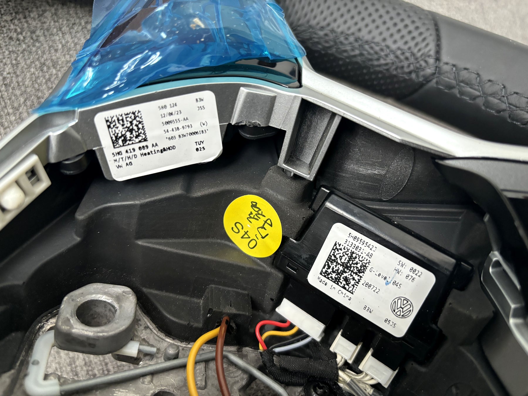 VW MK8 Golf Tiguan Toureg Caddy Passat R Heated Multifunction Steering Wheel ACC