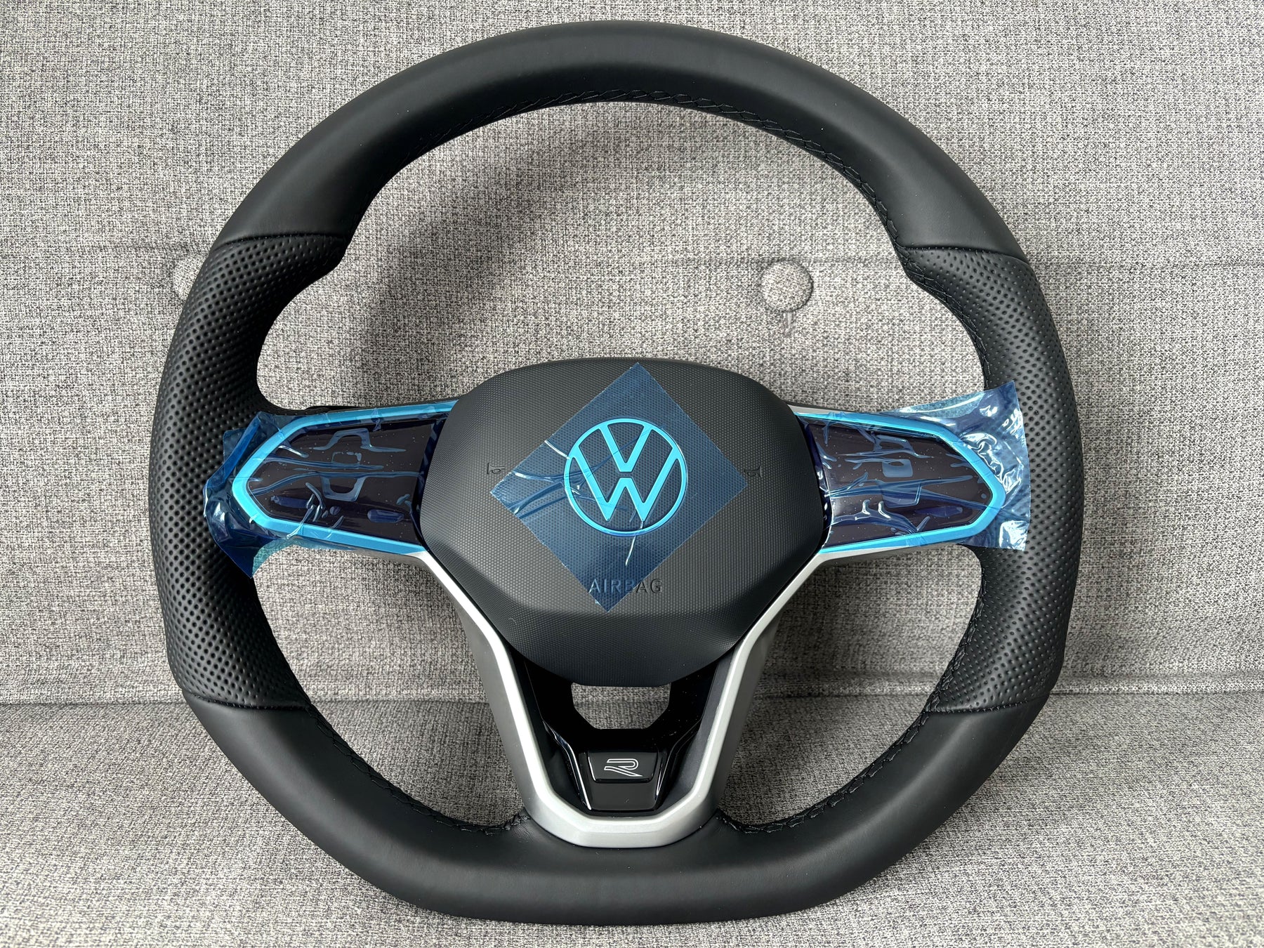 VW MK8 Golf Tiguan Toureg Caddy Passat R Heated Multifunction Steering Wheel ACC