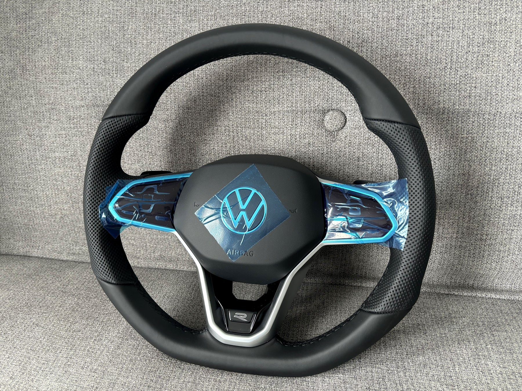 VW MK8 Golf Tiguan Toureg Caddy Passat R Heated Multifunction Steering Wheel ACC