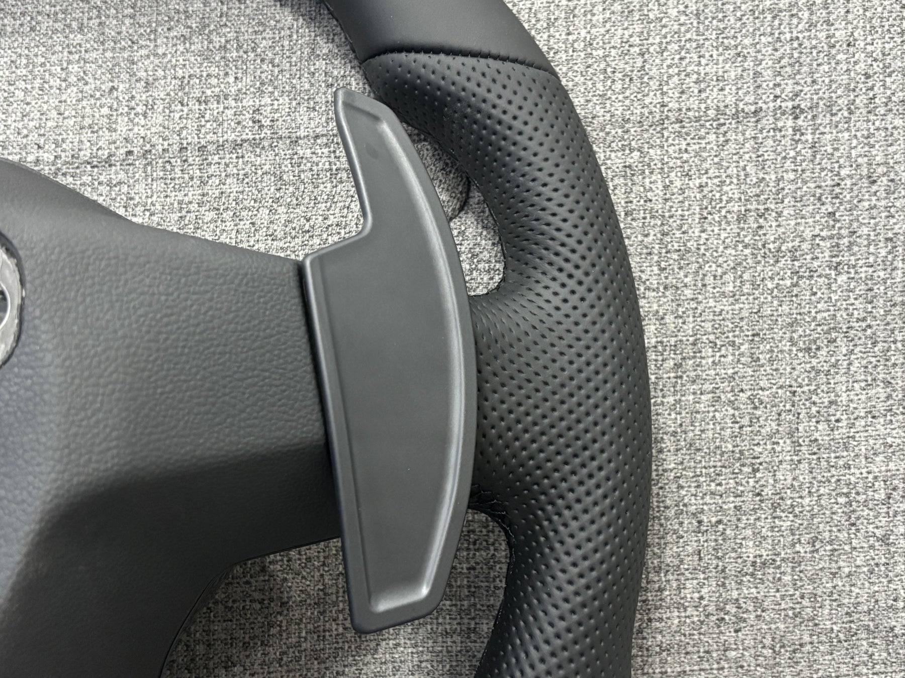 VW Full Black Steering Wheel With DSG Paddles Touareg Golf Touran Tiguan Caddy Passat T6