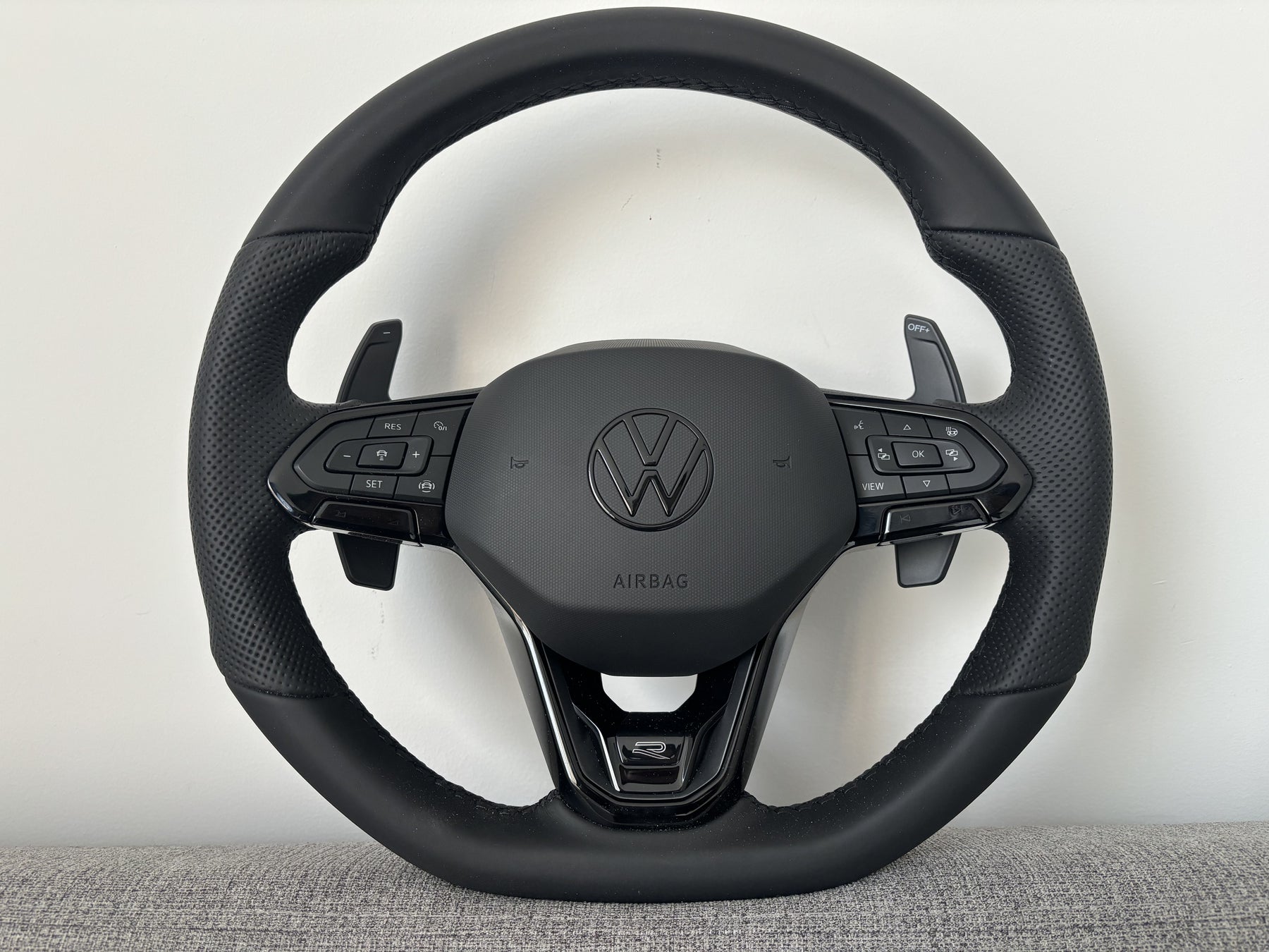 VW Full Black Steering Wheel With DSG Paddles Touareg Golf Touran Tiguan Caddy Passat T6