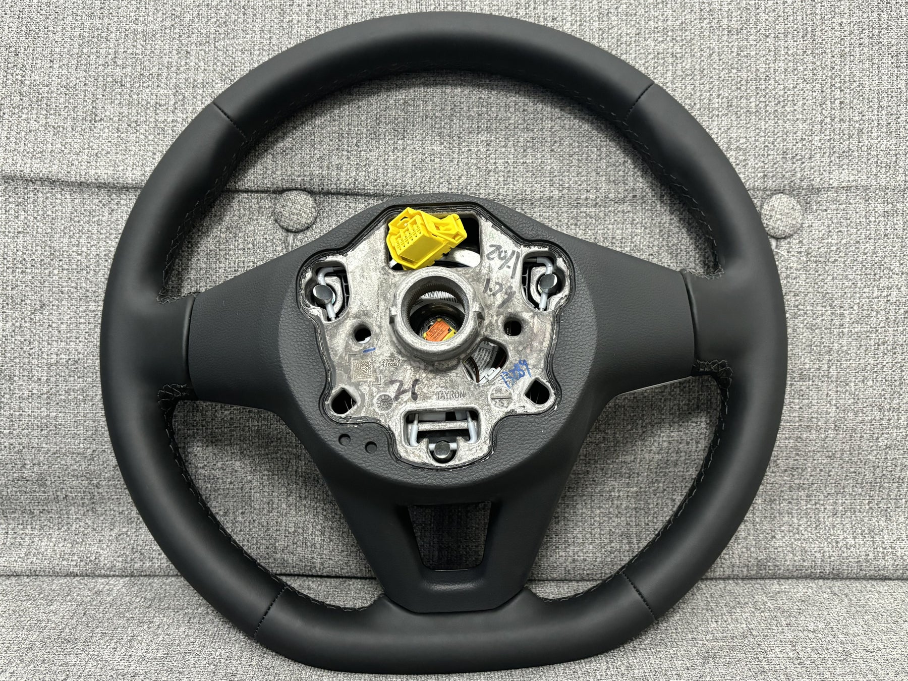 VW MK8 Flat Bottom Steering Wheel Acc Leather Golf Polo T6 Tiguan Touran Genuine