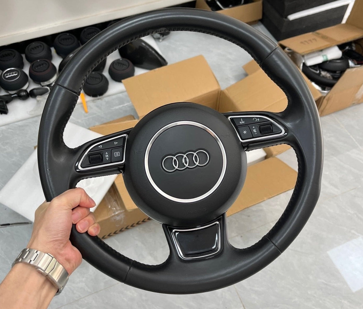 Audi A1 A3 Q3 8V 8X 8U Multifunctional Round Leather Steering Wheel Manual