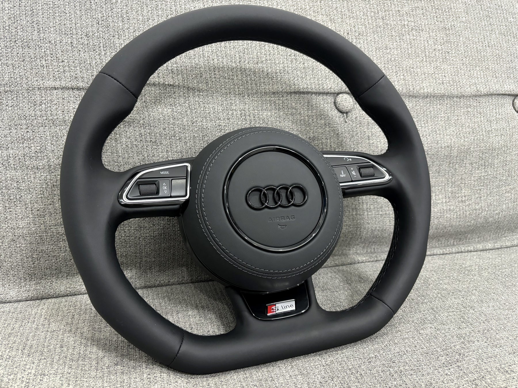 Audi A3 A1 Q3 8V 8X 8U S-Line Flat Bottom Steering Wheel With Leather Bag Manual