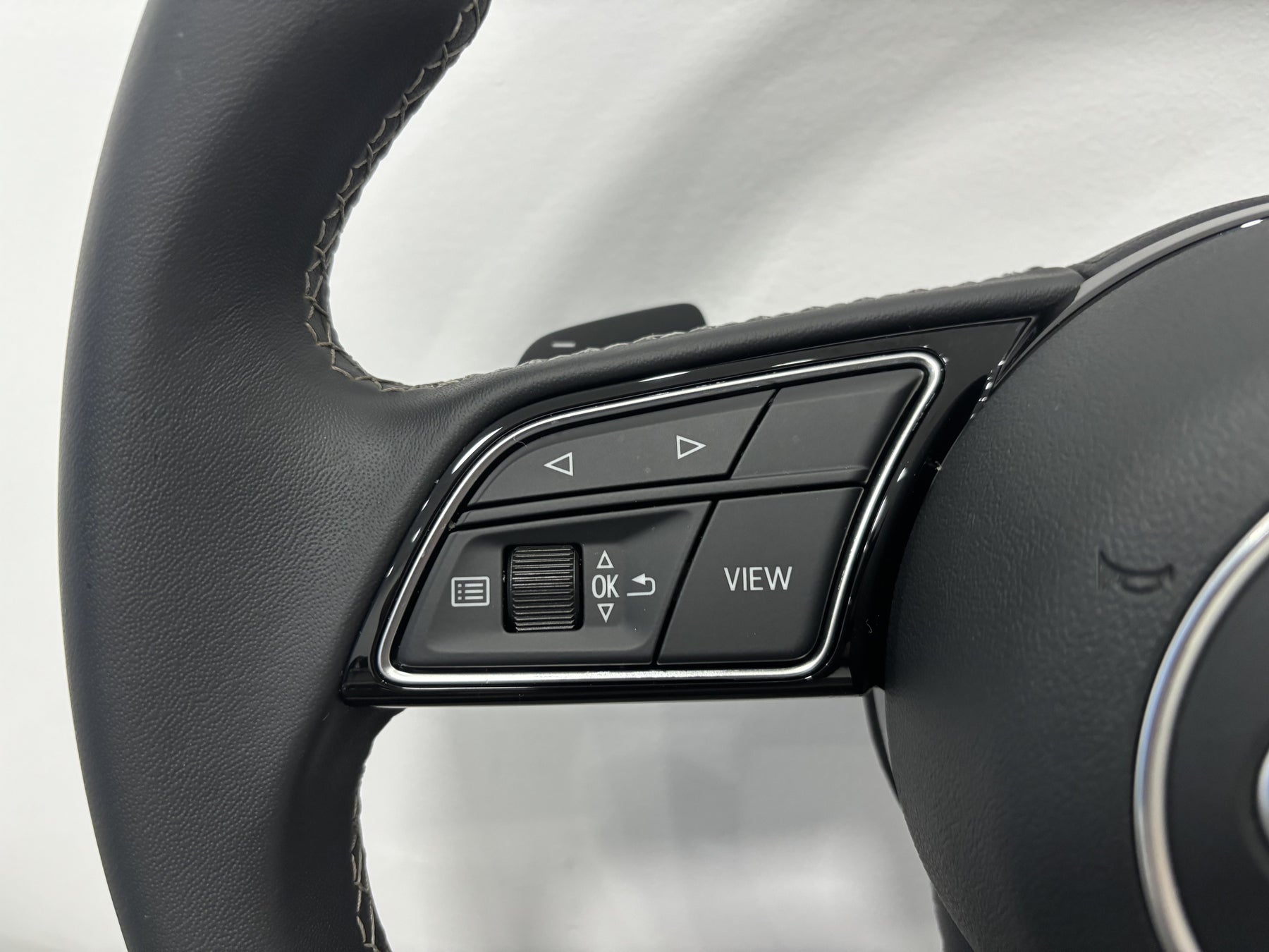 Audi S3 A3 Q2 8V 8Y A1 S1 Q3 Leather Flat Bottom S-Line Steering Wheel Genuine