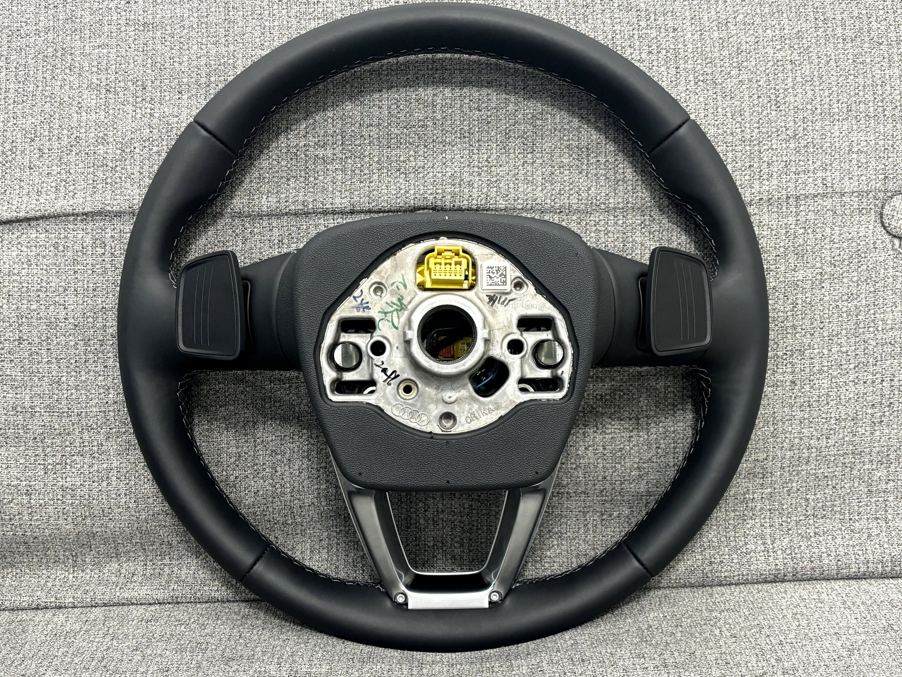 Audi A1 GB A3 8Y Q2 Q3 F3 Multifunctional Leather Steering Wheel With Paddles