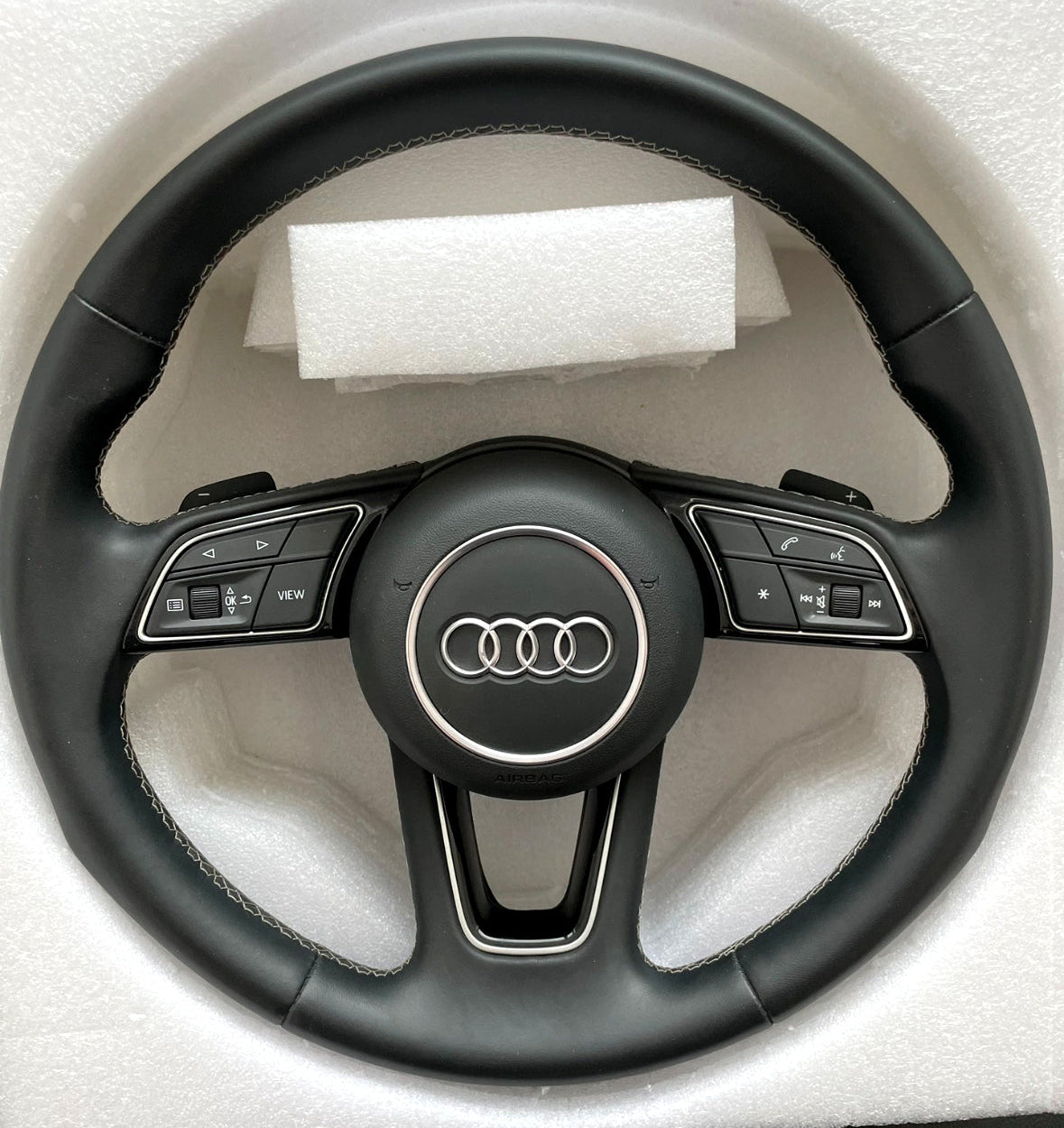 AUDI A1 GB A3 8V 8Y Q2 Q3 8U Round Leather Steering Wheel With Paddles Genuine