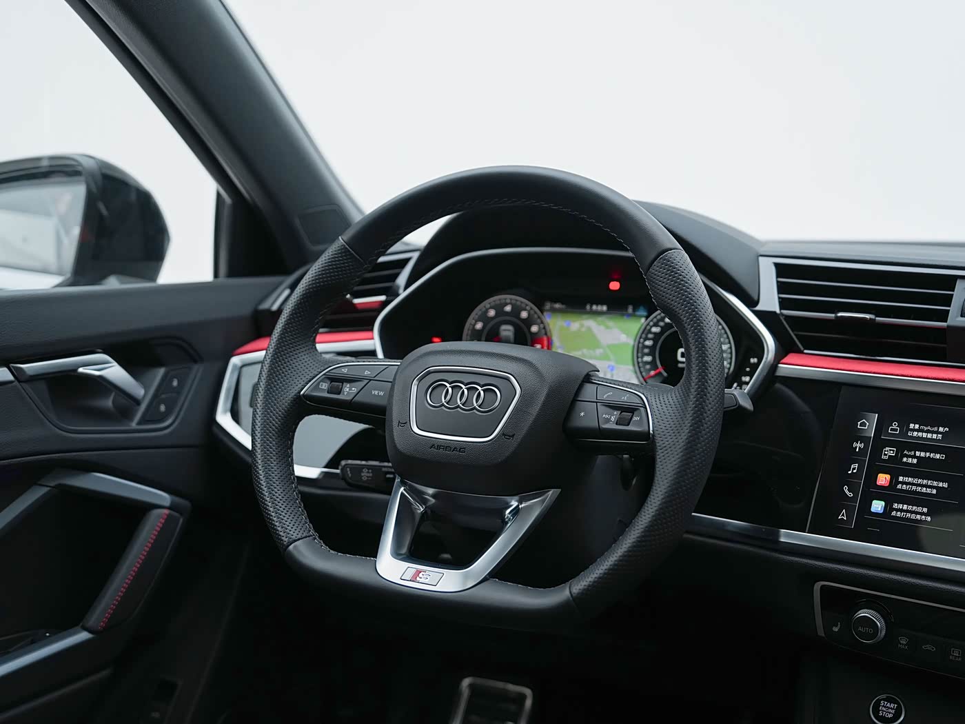 Audi Q3 SQ3 Flat Bottom Sport Multifunctional Steering Wheel With Paddles