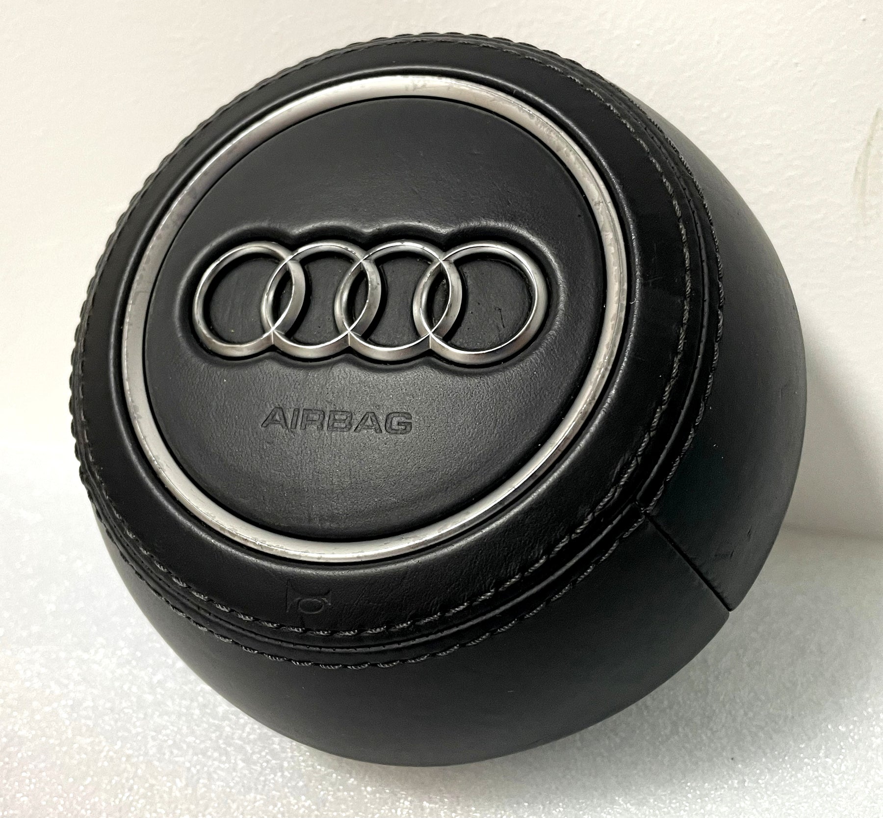 Audi TT RS TTS MK3 R8 Leather Steering Wheel Airbag 8S0880201T 1KT Genuine